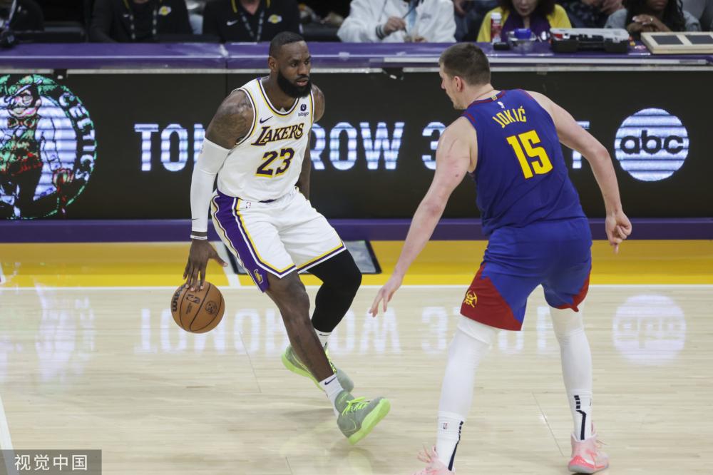 借两粒进球 借两粒进球